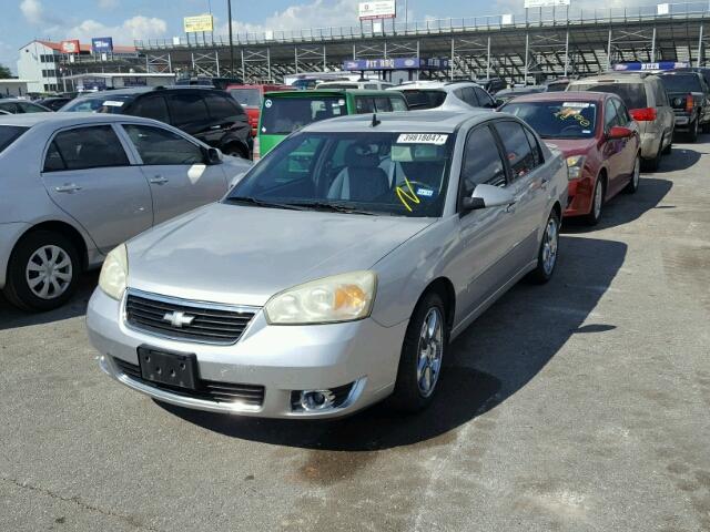 1G1ZU53836F234965 - 2006 CHEVROLET MALIBU SILVER photo 2