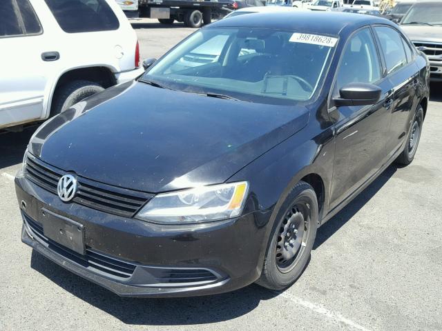 3VW2K7AJ8DM382376 - 2013 VOLKSWAGEN JETTA BASE Սև լուսանկար 2