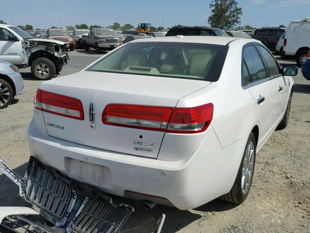 3LNDL2L33BR755880 - 2011 LINCOLN MKZ HYBRID WHITE photo 4