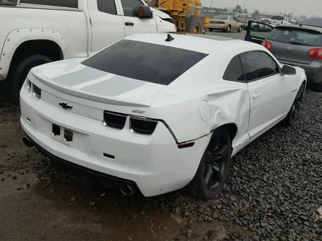 2G1FK1EJ5A9182693 - 2010 CHEVROLET CAMARO SS WHITE photo 4