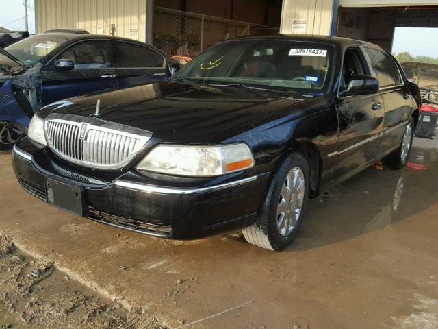 1LNHM84WX6Y626844 - 2006 LINCOLN TOWN CAR E BLACK photo 2