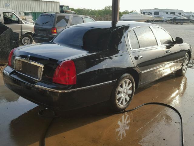 1LNHM84WX6Y626844 - 2006 LINCOLN TOWN CAR E BLACK photo 4