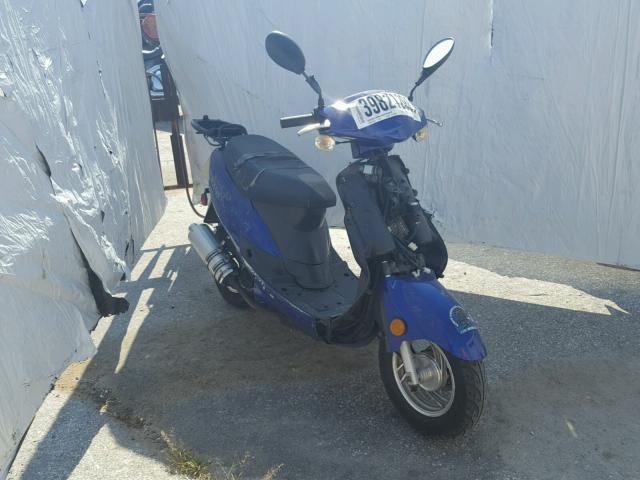 15YACBPA2F1109075 - 2015 OTHER SCOOTER BLUE photo 1