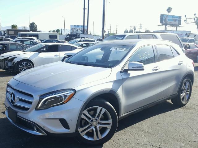 WDCTG4EB4GJ212876 - 2016 MERCEDES-BENZ GLA 250 SILVER photo 2