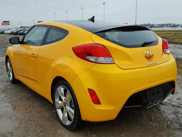 KMHTC6AD9GU275891 - 2016 HYUNDAI VELOSTER YELLOW photo 3