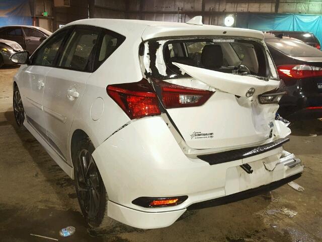 JTNKARJE3GJ505826 - 2016 TOYOTA SCION IM WHITE photo 3