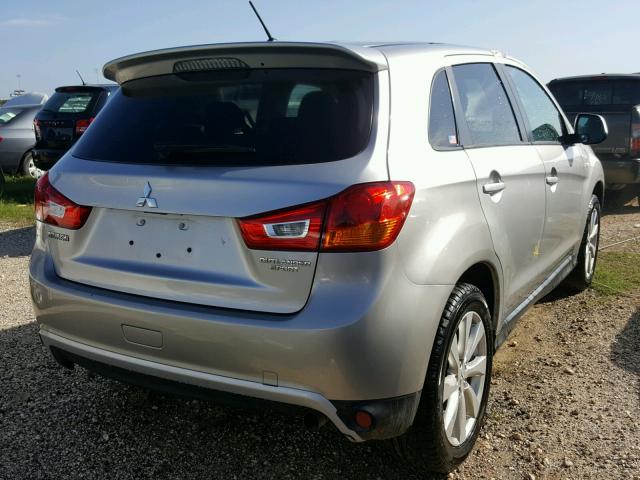 4A4AR3AU3FE003038 - 2015 MITSUBISHI OUTLANDER GRAY photo 4