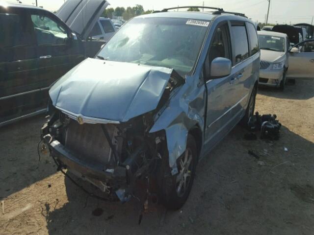 2A8HR54129R606338 - 2009 CHRYSLER TOWN & COU BLUE photo 2