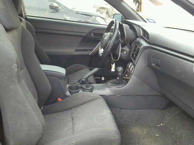 JTKJF5C76B3007280 - 2011 TOYOTA SCION TC 黑色 照片 5