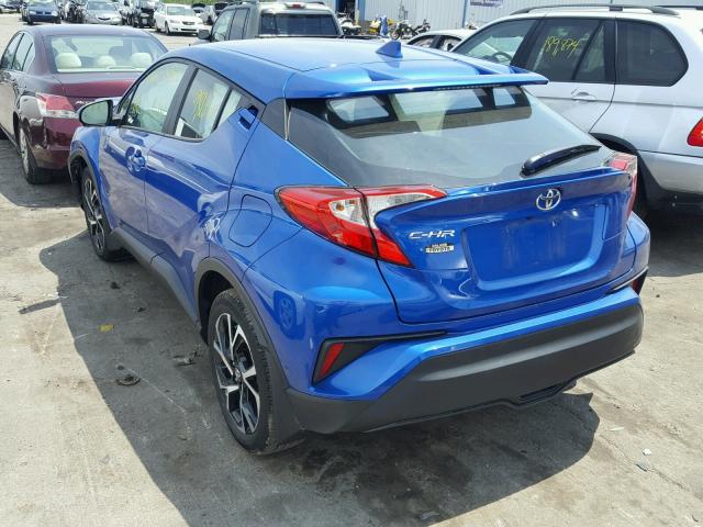 NMTKHMBX3JR012563 - 2018 TOYOTA C-HR XLE BLUE photo 3