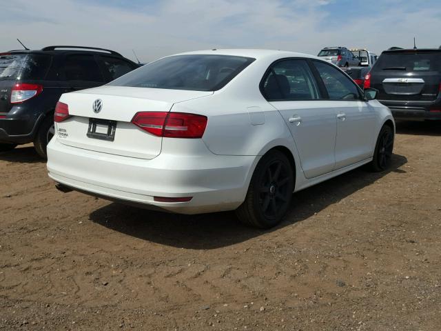 3VW1K7AJ7FM285975 - 2015 VOLKSWAGEN JETTA BASE Սպիտակ լուսանկար 4