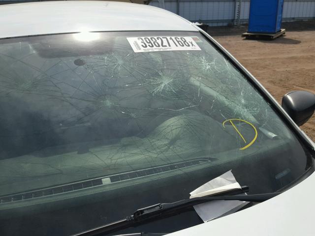 3VW1K7AJ7FM285975 - 2015 VOLKSWAGEN JETTA BASE Սպիտակ լուսանկար 9