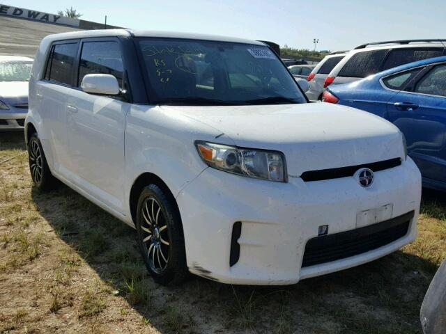 JTLZE4FEXCJ002893 - 2012 TOYOTA SCION XB WHITE photo 1