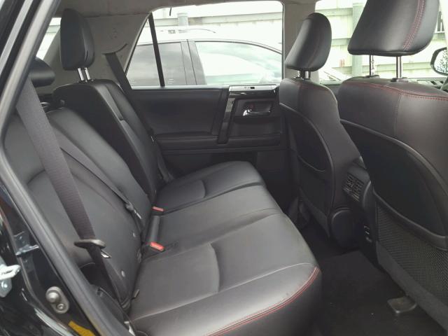 JTEBU5JR7H5471452 - 2017 TOYOTA 4RUNNER SR შავი ფოტო 6