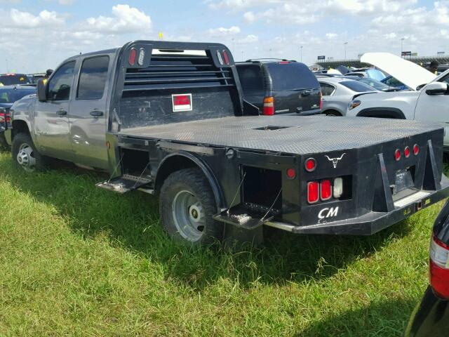 1GB4KZCG0EF144875 - 2014 CHEVROLET SILVERADO GRAY photo 3