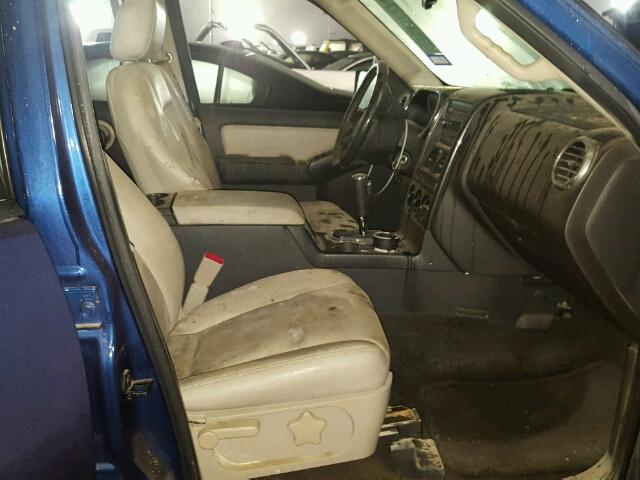 1FMEU63E78UA89697 - 2008 FORD EXPLORER X BLUE photo 5