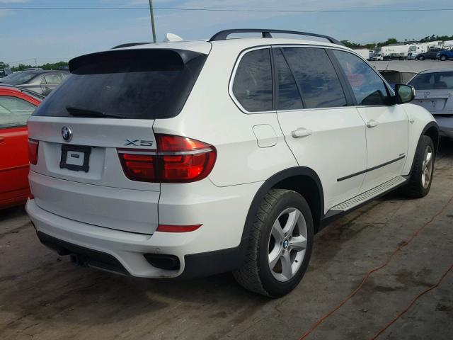 5UXZV8C58CL422887 - 2012 BMW X5 XDRIVE5 WHITE photo 4