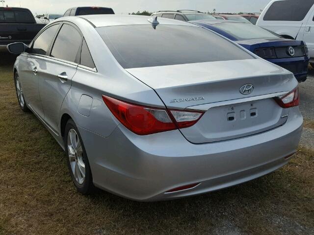 5NPEC4AC8DH541965 - 2013 HYUNDAI SONATA SE SILVER photo 3