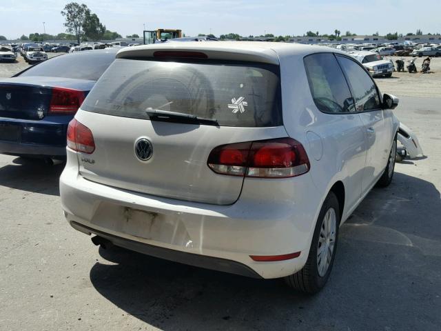 WVWAB7AJ4DW088567 - 2013 VOLKSWAGEN GOLF WHITE photo 4