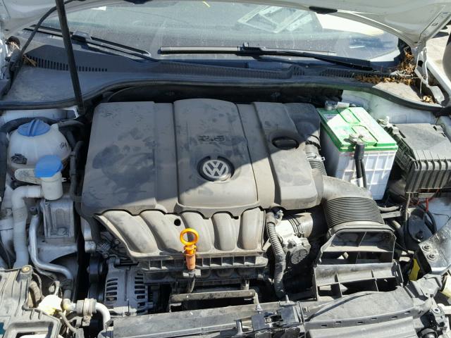 WVWAB7AJ4DW088567 - 2013 VOLKSWAGEN GOLF WHITE photo 7