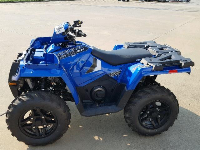 4XASHE579JA246925 - 2018 POLARIS SPORTSMAN BLUE photo 3