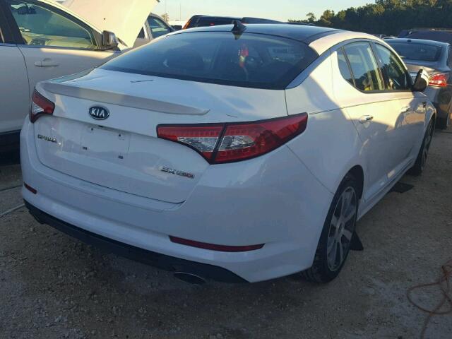 5XXGR4A61CG027693 - 2012 KIA OPTIMA WHITE photo 4