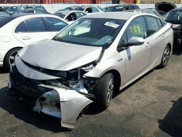 JTDKARFP4H3001791 - 2017 TOYOTA PRIUS PRIM SILVER photo 2