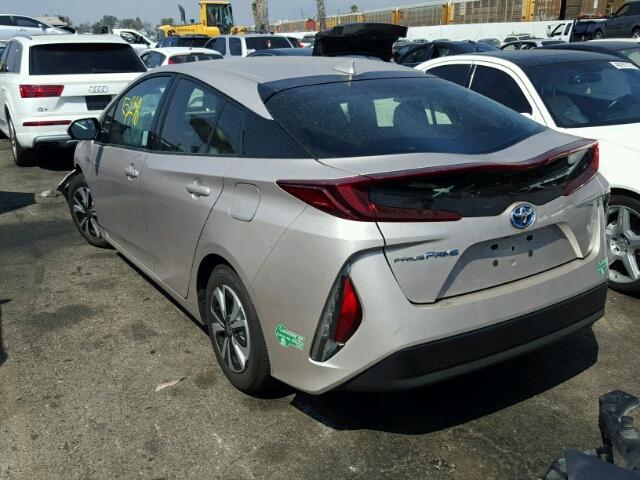 JTDKARFP4H3001791 - 2017 TOYOTA PRIUS PRIM SILVER photo 3