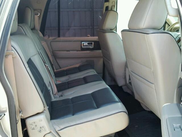 5LMFL27588LJ18671 - 2008 LINCOLN NAVIGATOR SILVER photo 6