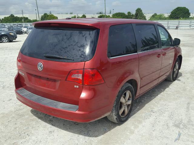 2V4RW3D16AR138424 - 2010 VOLKSWAGEN ROUTAN SE RED photo 4