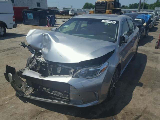 4T1BK1EB3JU268047 - 2018 TOYOTA AVALON XLE SILVER photo 2