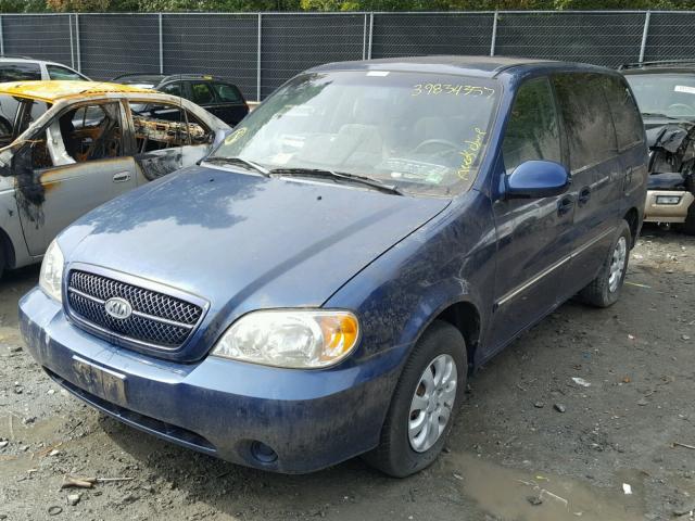 KNDUP131446505078 - 2004 KIA SEDONA EX BLUE photo 2