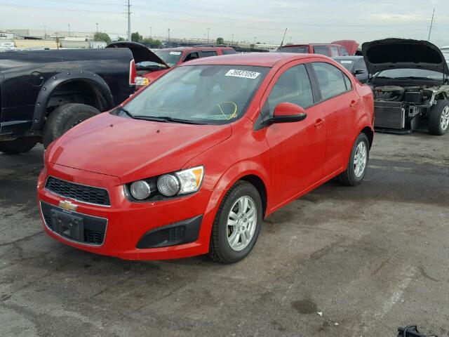 1G1JB5SH1C4198799 - 2012 CHEVROLET SONIC LS RED photo 2