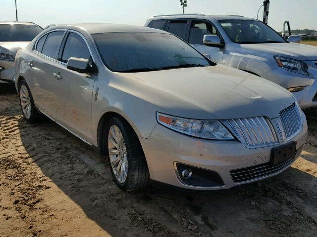 1LNHM93RX9G635409 - 2009 LINCOLN MKS WHITE photo 1