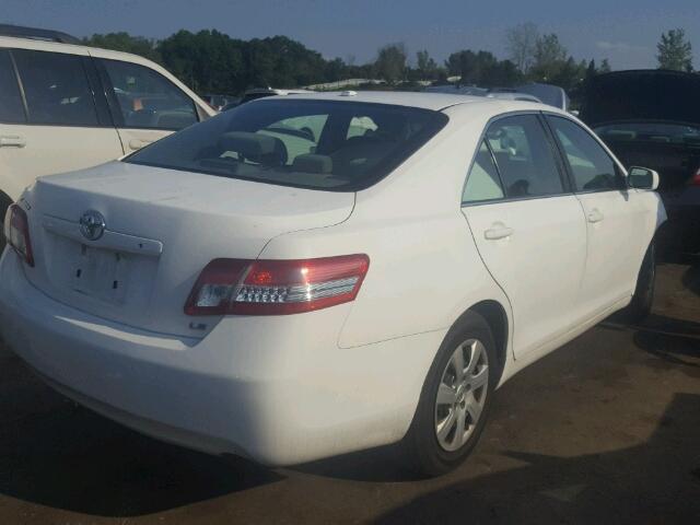 4T1BF3EK1AU551272 - 2010 TOYOTA CAMRY BASE WHITE photo 4