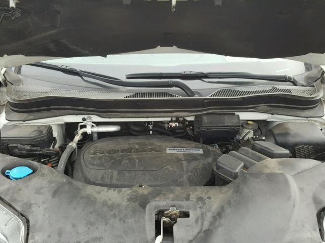 5FNYF5H91GB017564 - 2016 HONDA PILOT WHITE photo 7