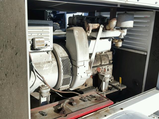 5330071 - 2004 UNKN GENERATOR WHITE photo 7