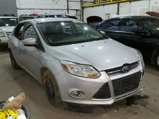 1FAHP3F28CL278341 - 2012 FORD FOCUS SE SILVER photo 1