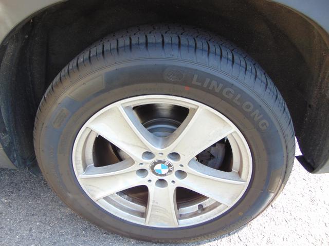 5UXZW0C56BL371192 - 2011 BMW X5 XDRIVE3 WHITE photo 9