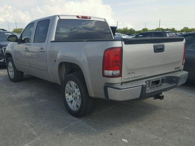 3GTEC13JX8G148218 - 2008 GMC SIERRA C15 SILVER photo 3