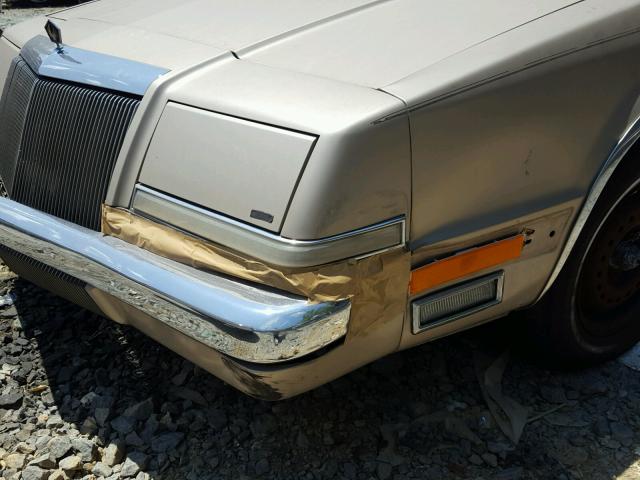 1C3XV56L9PD102452 - 1993 CHRYSLER IMPERIAL ბეჟი ფოტო 9