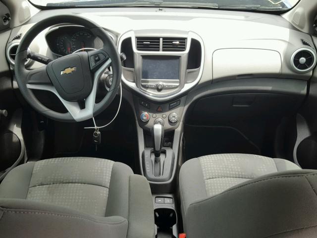 1G1JB5SH4H4140645 - 2017 CHEVROLET SONIC LS 蓝色 照片 9