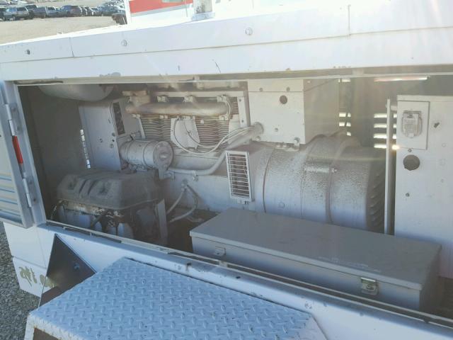 5330073 - 2004 UNKN GENERATOR WHITE photo 7