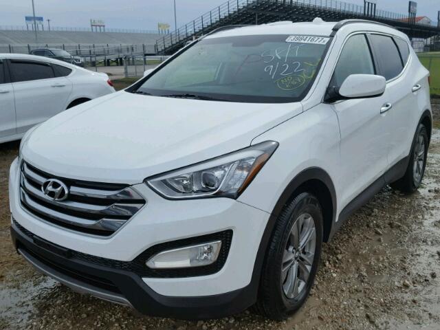 5XYZU3LB2FG296491 - 2015 HYUNDAI SANTA FE S WHITE photo 2