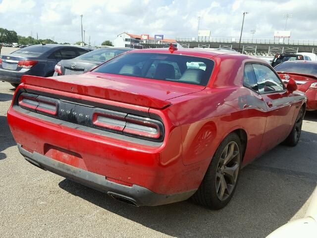 2C3CDZBT8FH821854 - 2015 DODGE CHALLENGER RED photo 4