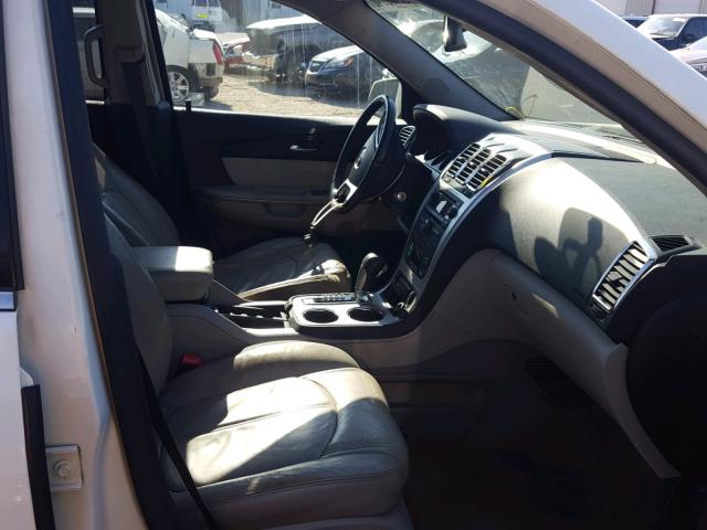 1GKER33768J242694 - 2008 GMC ACADIA SLT თეთრი ფოტო 5