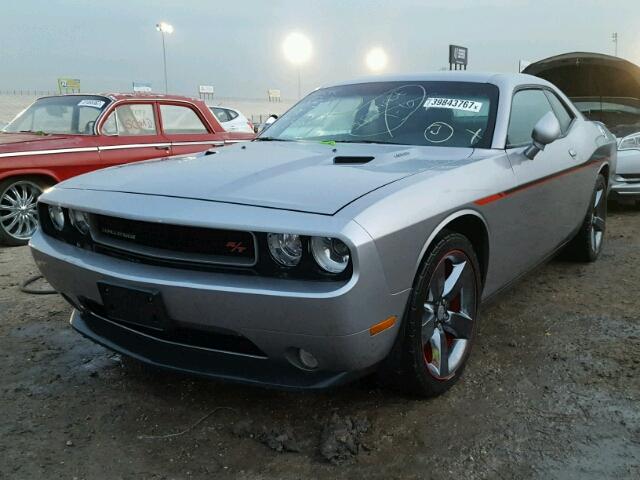 2C3CDYBT9EH137064 - 2014 DODGE CHALLENGER GRAY photo 2