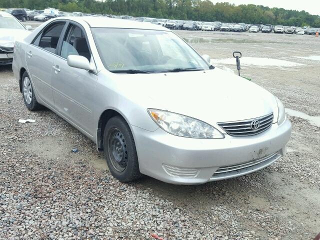 4T1BE32K25U578543 - 2005 TOYOTA CAMRY LE SILVER photo 1