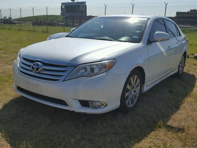 4T1BK3DB1BU384846 - 2011 TOYOTA AVALON BAS WHITE photo 2