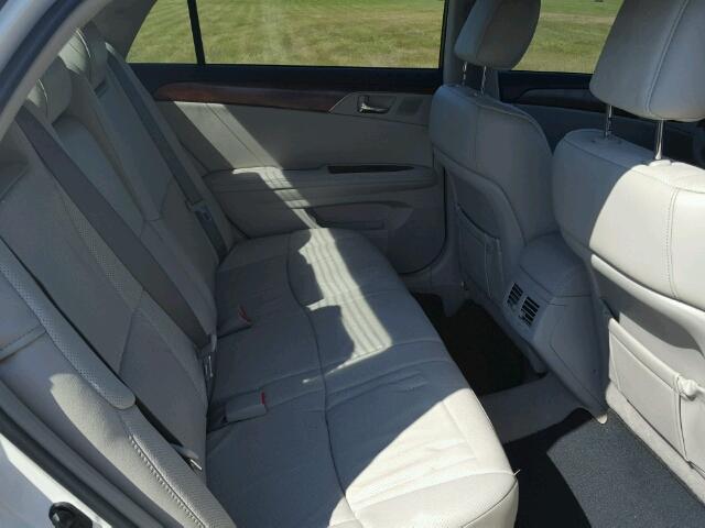 4T1BK3DB1BU384846 - 2011 TOYOTA AVALON BAS WHITE photo 6